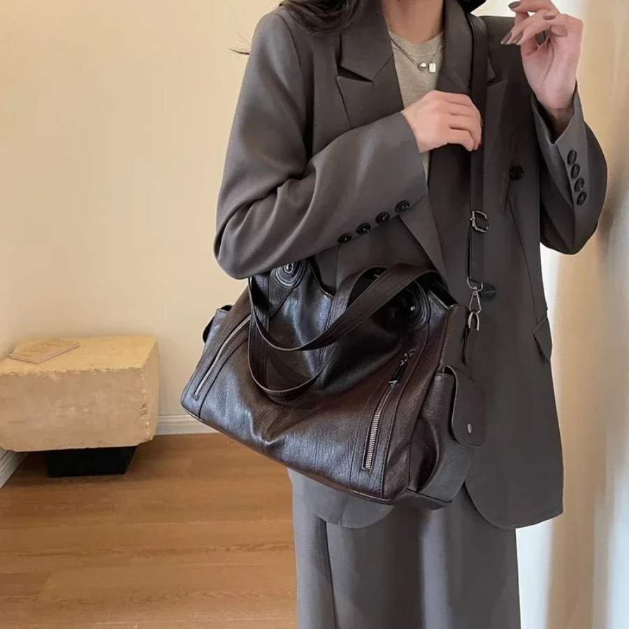 Amber | Practical Shoulder Bag