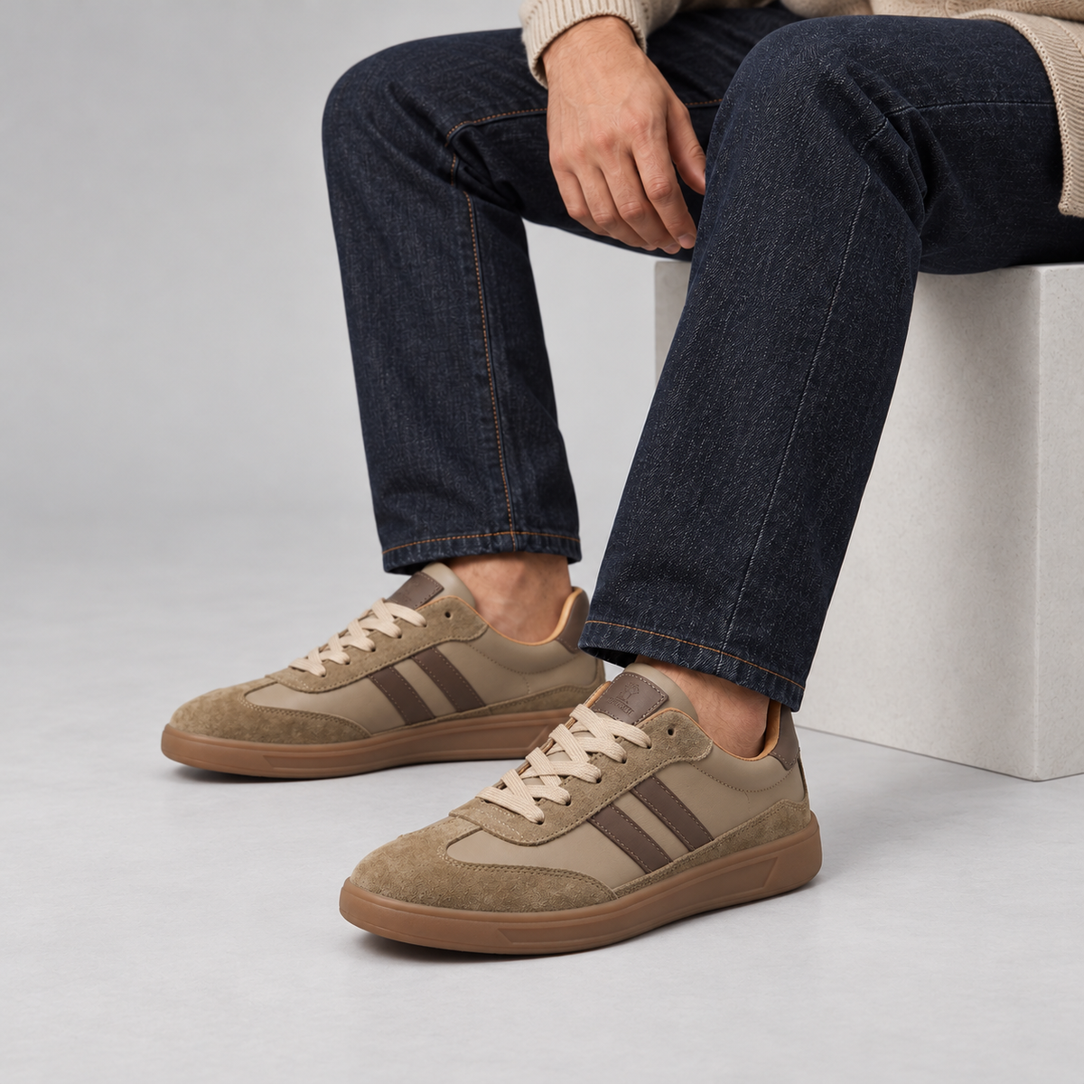 Men's Classic Retro Trainers, Lace-Up Sneakers - view 14