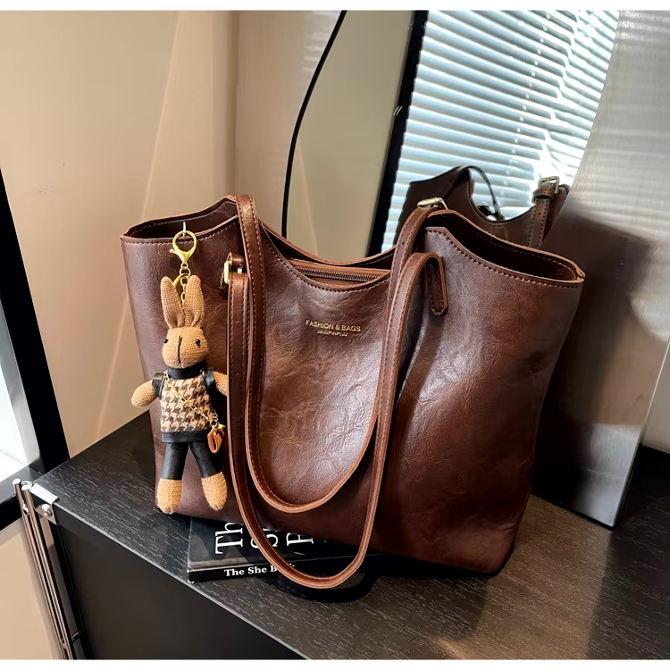 Cecilia | Rustic Edge Tote Bag