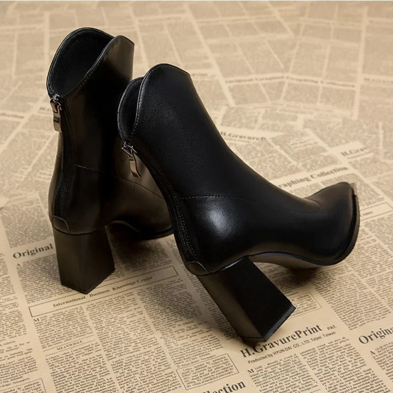 Chelsea | Comfortable women's leather boot