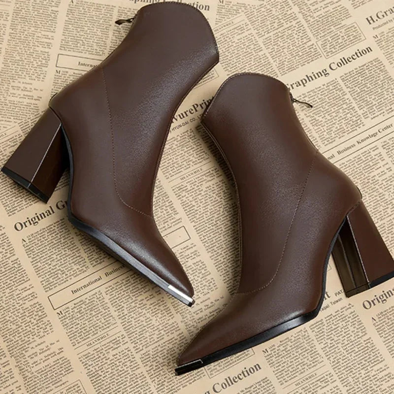 Chelsea | Comfortable women's leather boot