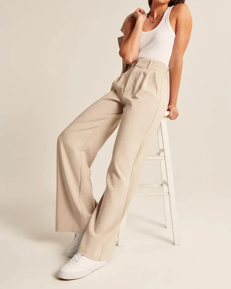 Pantalon ajusté à jambe large